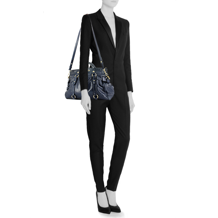 Miu Miu handbag in navy blue leather - Detail D1
