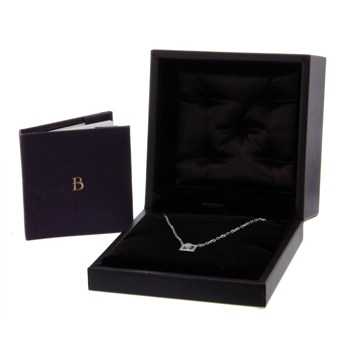 Boucheron Ava necklace in white gold and in diamond - Detail D2