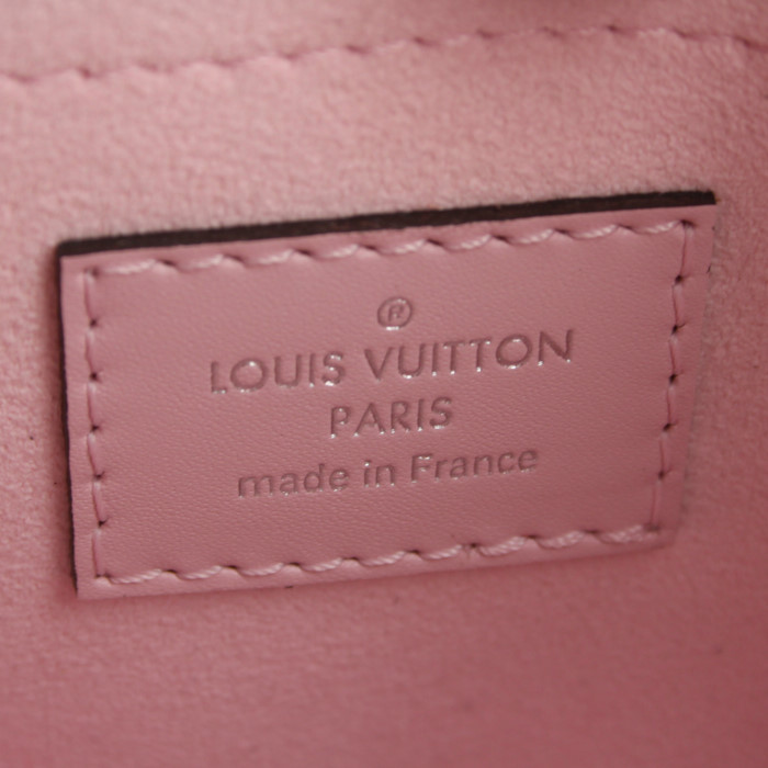 Louis Vuitton pouch in pink epi leather - Detail D3