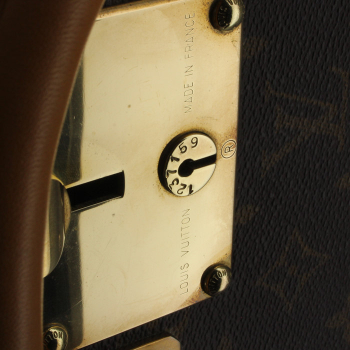 Louis Vuitton Bisten rigid suitcase in monogram canvas and natural leather - Detail D3