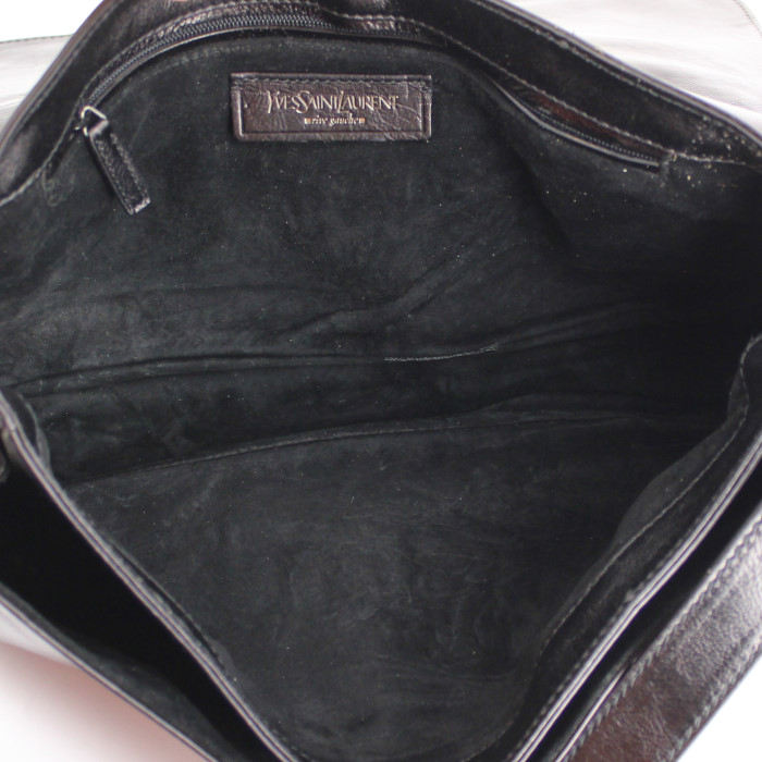 Saint Laurent Mombasa medium model handbag in black leather - Detail D2
