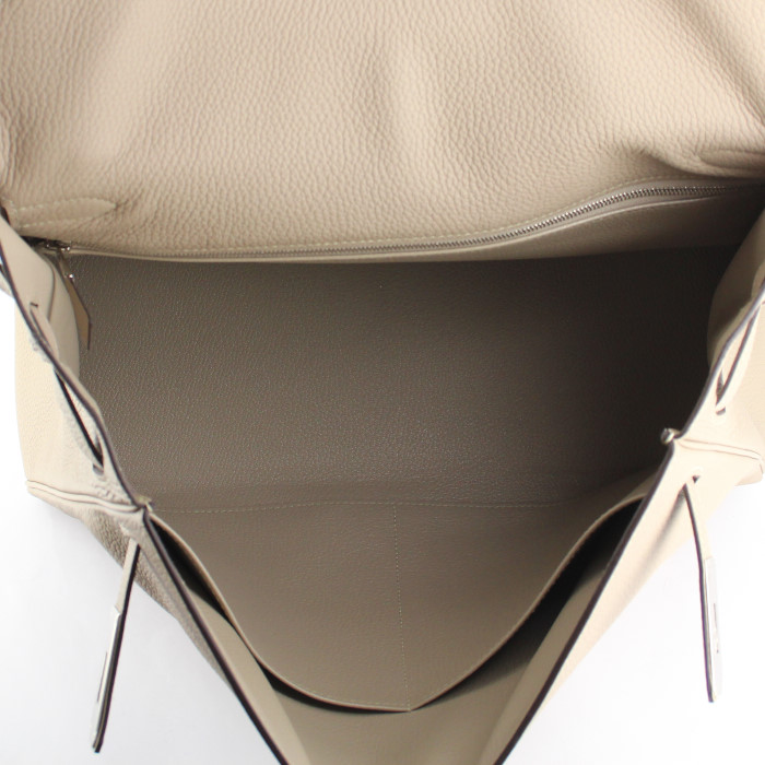 Bolso de mano Hermes Kelly 35 cm en cuero togo gris tórtola - Detail D3