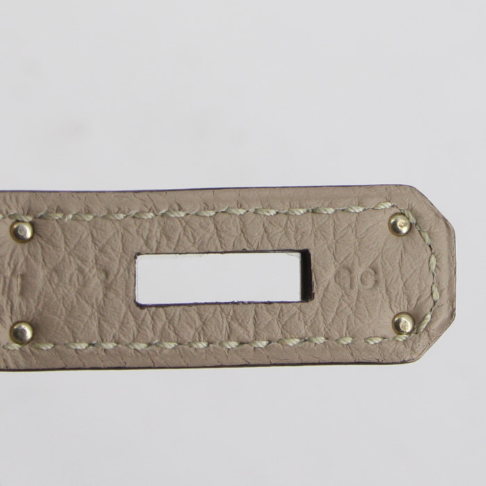 Bolso de mano Hermes Kelly 35 cm en cuero togo gris tórtola - Detail D5