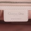 Sac à main Dior Dior Soft en cuir matelassé rose - Detail D3 thumbnail