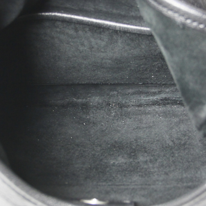 Yves Saint Laurent Saint-Tropez small model handbag in black leather - Detail D2