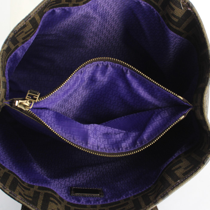 Fendi shopping bag in brown monogram canvas - Detail D2