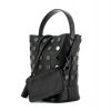 Bolso de mano Louis Vuitton en cuero negro - Detail D4 thumbnail
