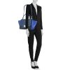 Celine Trapeze medium model bag in black and dark blue leather and electric blue leather - Detail D1 thumbnail