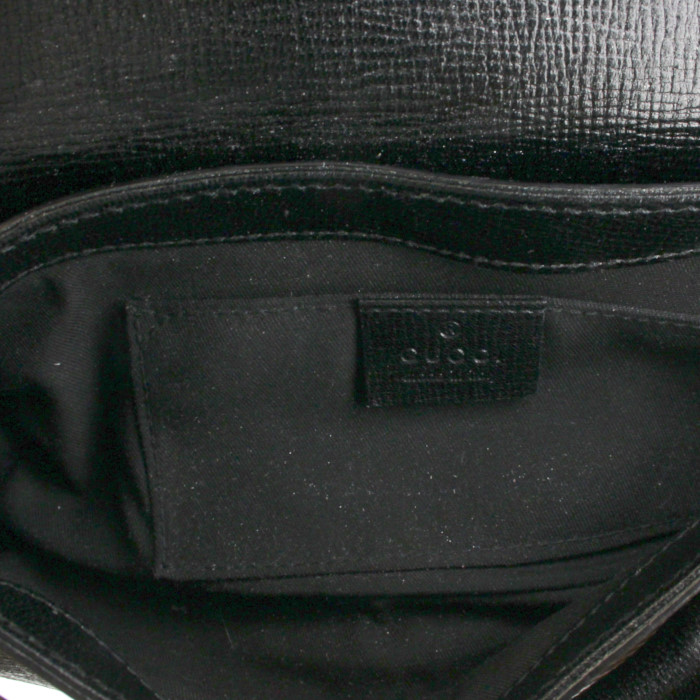 Bolso de mano Gucci Mors en cuero granulado negro - Detail D2