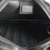 Bolso de mano Fendi Oyster en cuero negro - Detail D2 thumbnail