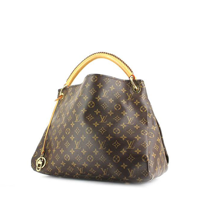 Louis Vuitton bag the size of a grain of salt made by artists