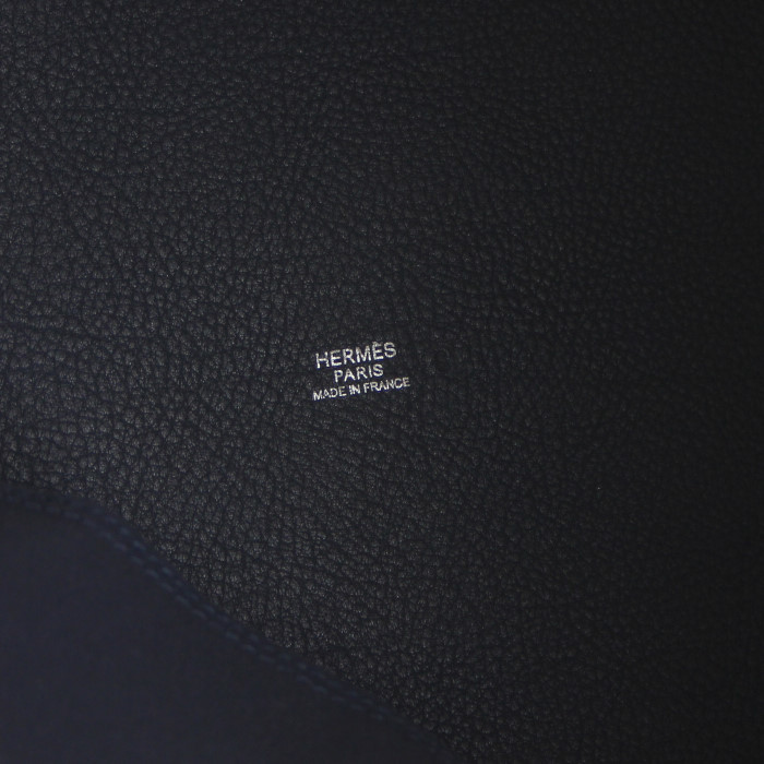 Bolso formato bolsa Hermes en lona blanquecina y cuero azul - Detail D3