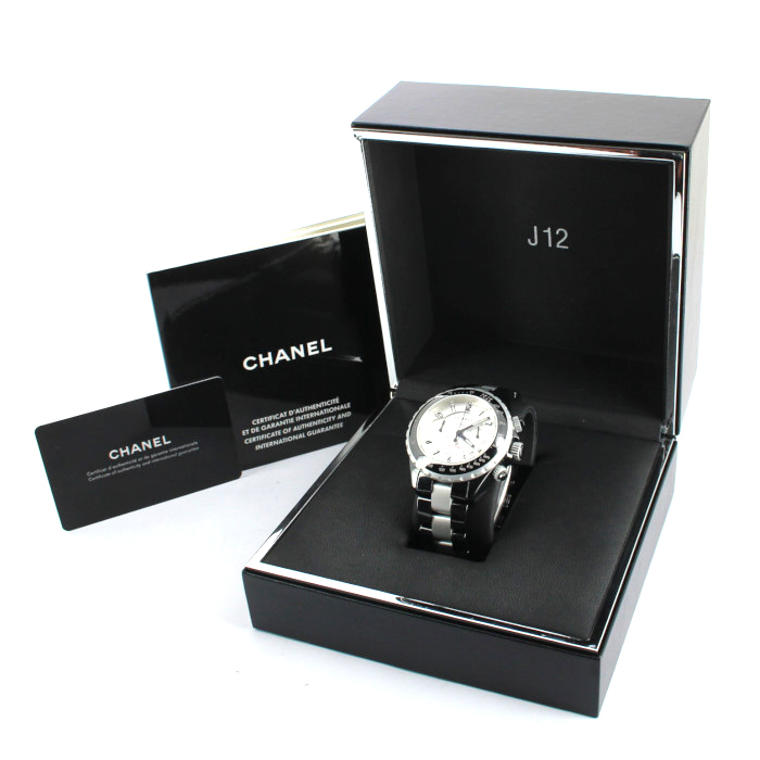Chanel J12 Chronographe watch in black rubber and stainless steel Circa  2010  - Detail D2