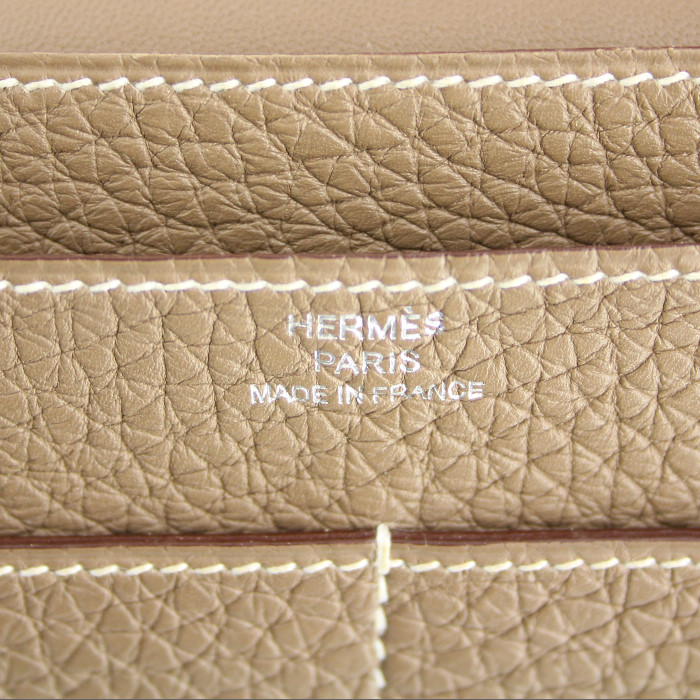 Hermes Dogon - Pocket Hand wallet in etoupe togo leather - Detail D3