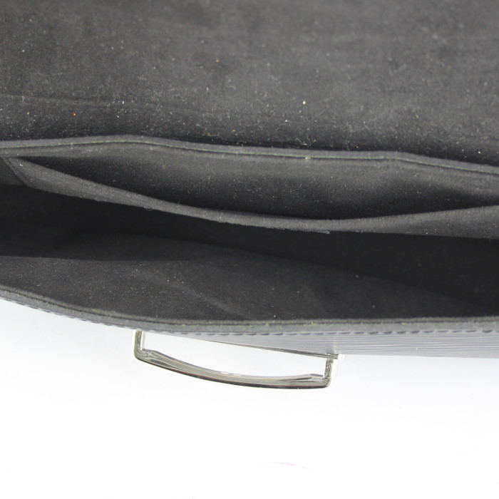 Bolso de mano Louis Vuitton en cuero Epi negro - Detail D2