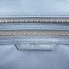 Bolso de mano Celine Luggage modelo mediano en cuero granulado azul gris - Detail D3 thumbnail