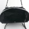 Chanel shopping bag in black leather - Detail D2 thumbnail