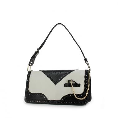Bolso de mano Dior D'Trick en charol negro y blanco