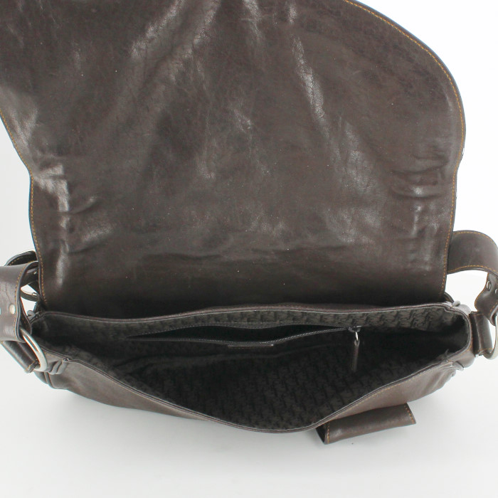 Bolso de mano Dior modelo mediano en cuero marrón - Detail D2