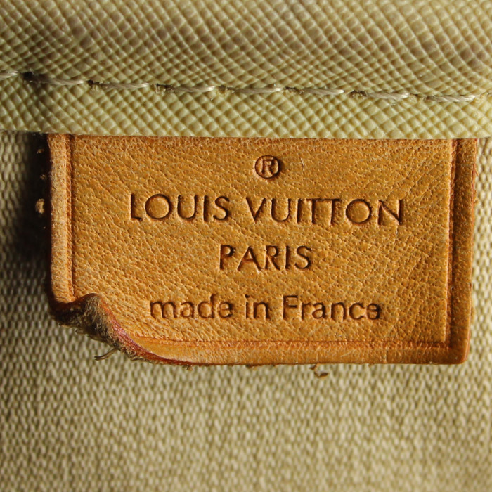 Louis Vuitton handbag in brown monogram canvas and natural leather - Detail D3