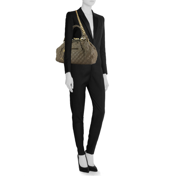 Marc Jacobs handbag in taupe leather - Detail D1