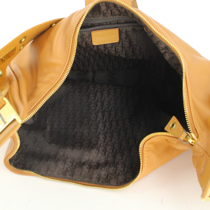 Besace Dior Street Chic en cuir marron-caramel - Detail D2
