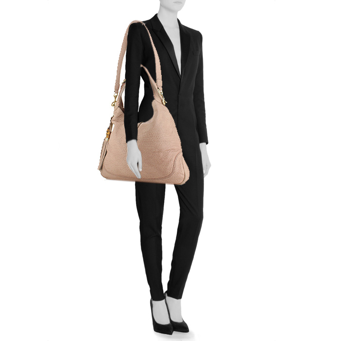 Bolso de mano Gucci Jackie en cuero granulado beige rosado - Detail D1