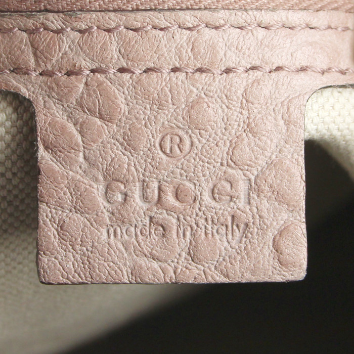 Bolso de mano Gucci Jackie en cuero granulado beige rosado - Detail D4