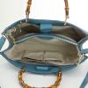 Bolso de mano Gucci Bamboo en cuero granulado azul - Detail D3 thumbnail