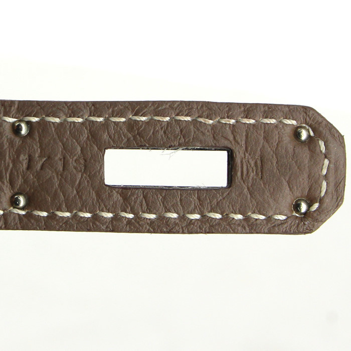 Sac à main Hermes Kelly 35 cm en cuir taurillon clémence étoupe - Detail D5