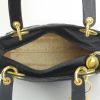 Bolso de mano Dior Lady Dior modelo pequeño en satén negro - Detail D2 thumbnail