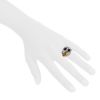 Anello Fred Princess K modello grande in oro bianco,  diamanti e pietre colorate - Detail D1 thumbnail