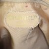 Chanel messenger bag in beige leather - Detail D3 thumbnail