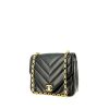 Chanel handbag in black smooth leather - 00pp thumbnail