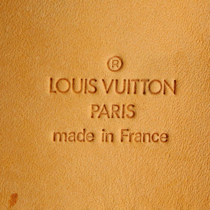 Sac de voyage Louis Vuitton en toile monogram enduite et cuir naturel - Detail D3