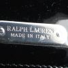Bolso bandolera Ralph Lauren en charol negro - Detail D4 thumbnail