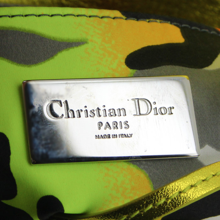 Bolsito de mano Dior Anselme Reyle en cuero cannage amarillo - Detail D3