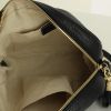 Gucci shoulder bag in black leather - Detail D2 thumbnail