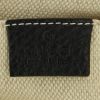 Bolso bandolera Gucci en cuero negro - Detail D3 thumbnail
