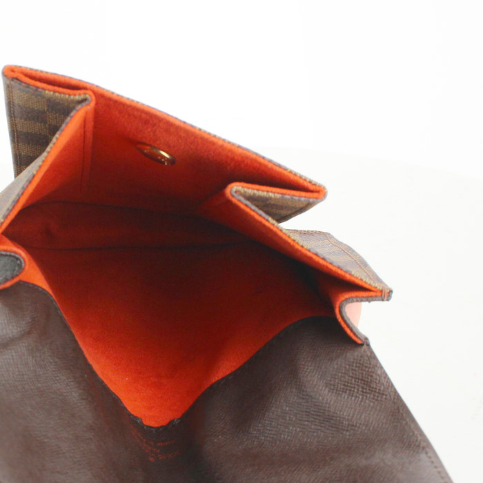 Sac bandoulière Louis Vuitton en toile damier ébène et cuir marron - Detail D2