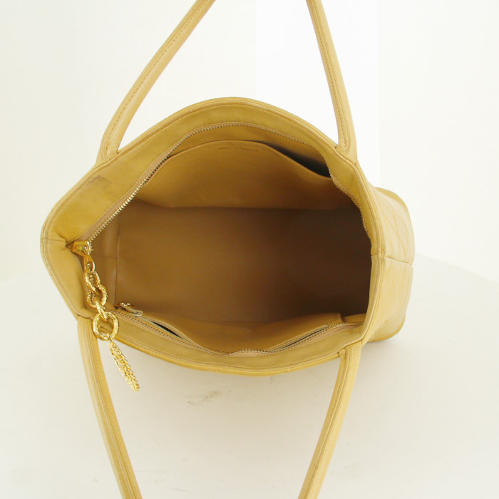 Bolso de mano en cuero beige - Detail D2