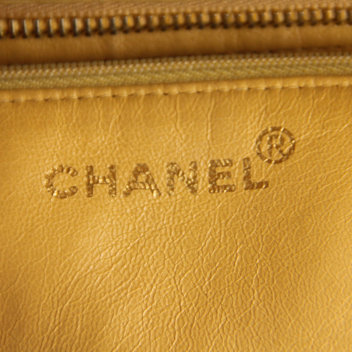 Handbag in beige leather - Detail D3