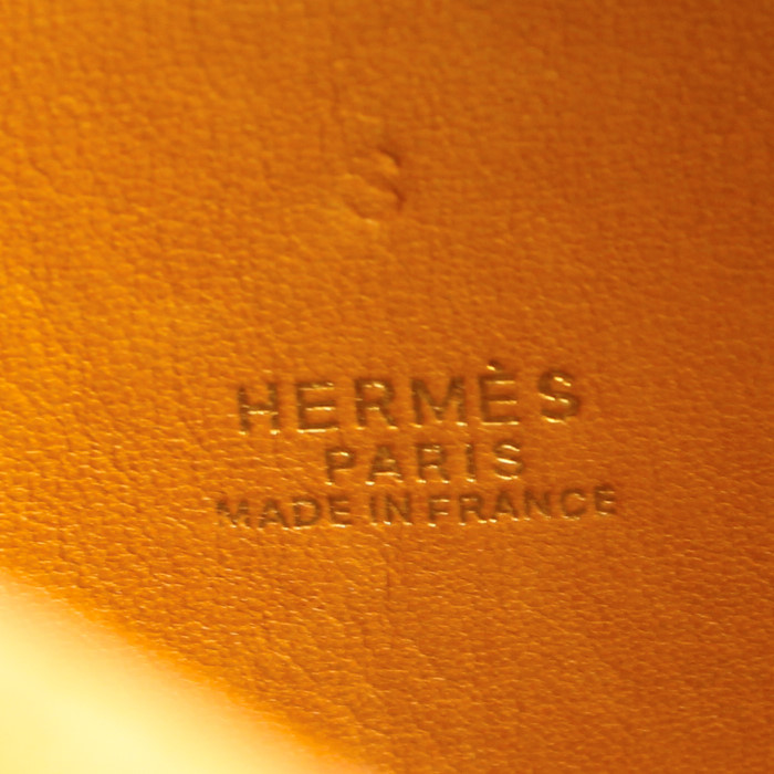 Hermes Goa handbag in gold ostrich leather - Detail D3