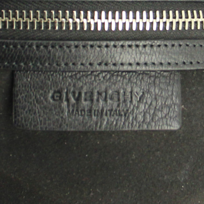Sac à main Givenchy en cuir noir - Detail D4