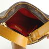 Bolso de mano Louis Vuitton en lona Monogram marrón y cuero natural - Detail D2 thumbnail