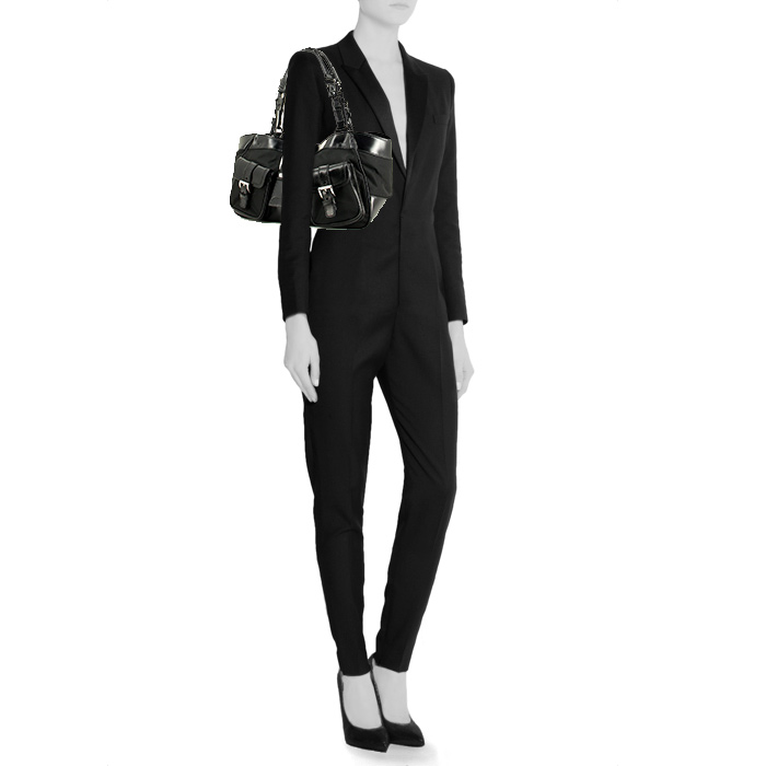 Prada handbag in black canvas and leather - Detail D1