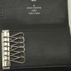 Louis Vuitton wallet in black epi leather - Detail D2 thumbnail