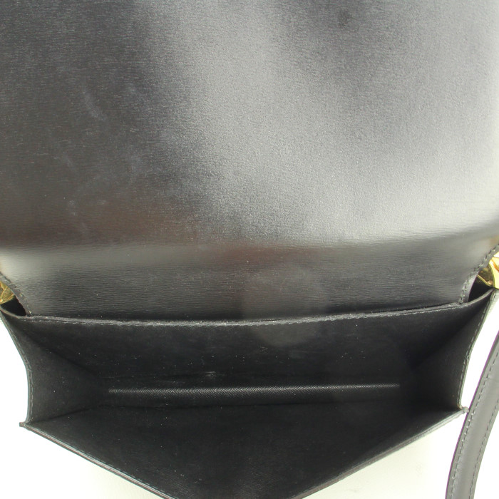 Louis Vuitton shoulder bag in black epi leather - Detail D3