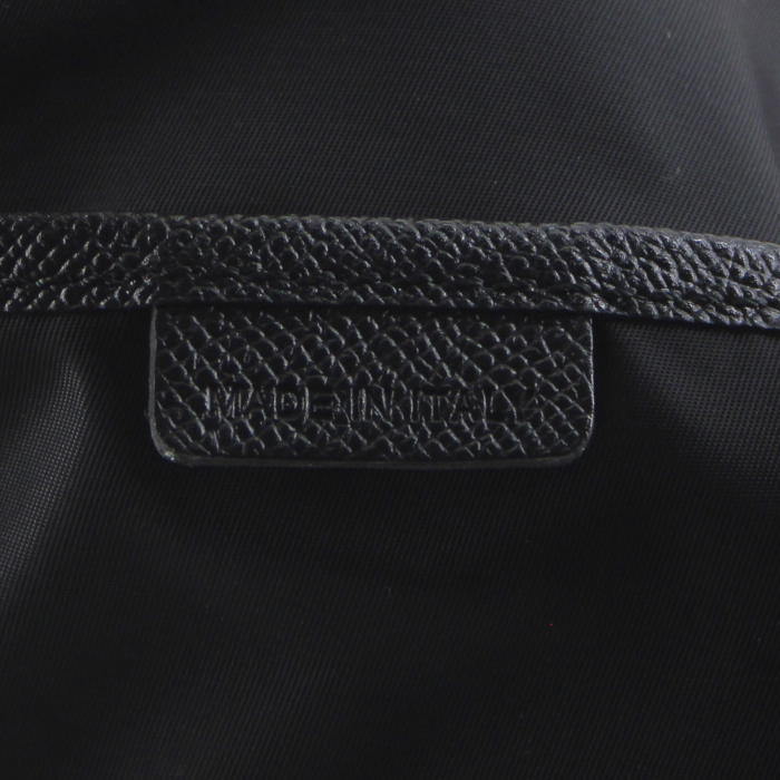 Burberry travel bag in black canvas and black leather - Detail D4