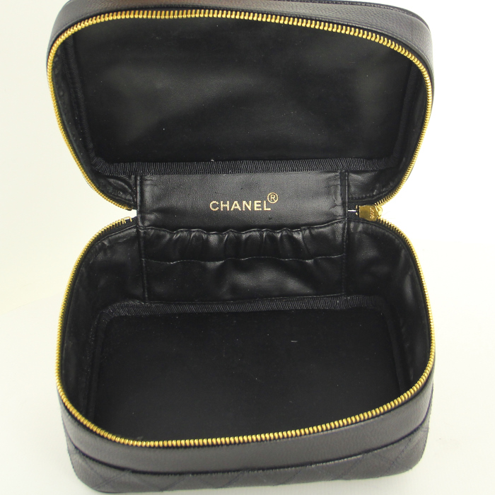 Beauty in pelle martellata nera - Detail D2